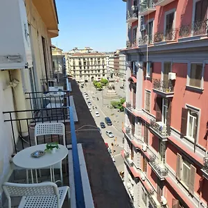 Panzió Napoli Central, Nápoly
